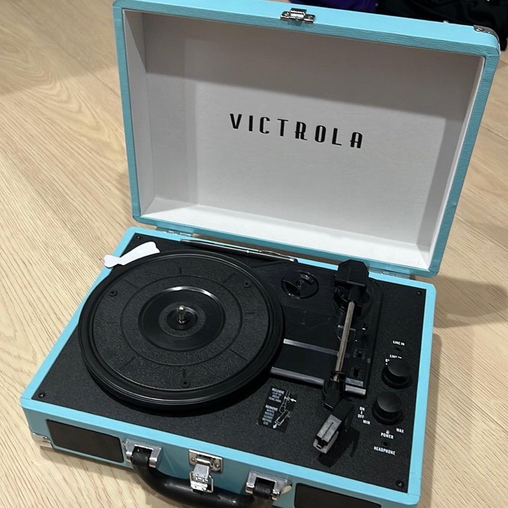 victrola record player